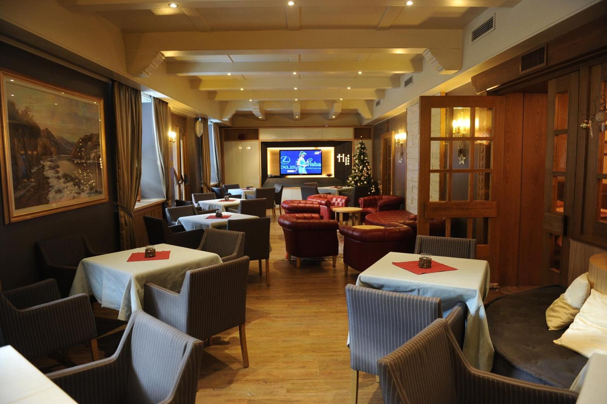 Hotel Italia Кастелло-ді-Ф'ємме Екстер'єр фото